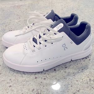 Don’t wear anymore. Have worn less than 5 times. In almost perfect condition.